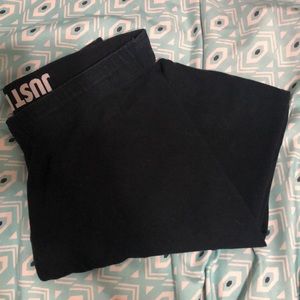 Black Nike leggings